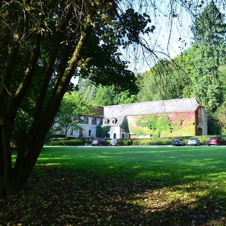 Hotel Le Moulin Des Ramiers Crupet Exterior foto