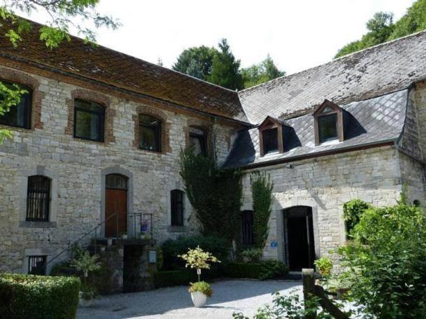 Hotel Le Moulin Des Ramiers Crupet Exterior foto