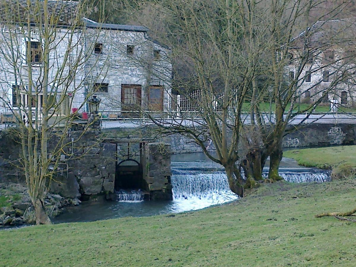 Hotel Le Moulin Des Ramiers Crupet Exterior foto