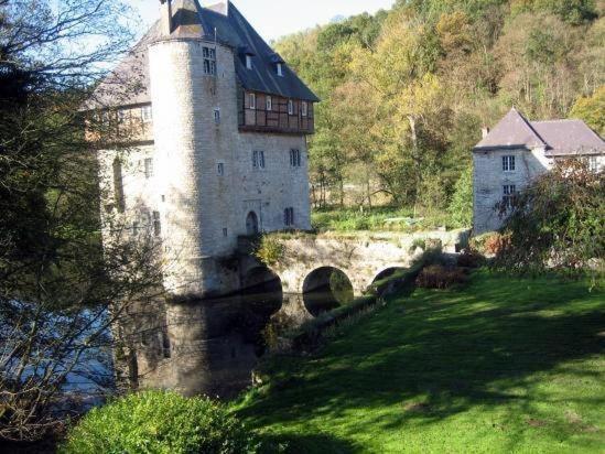 Hotel Le Moulin Des Ramiers Crupet Exterior foto